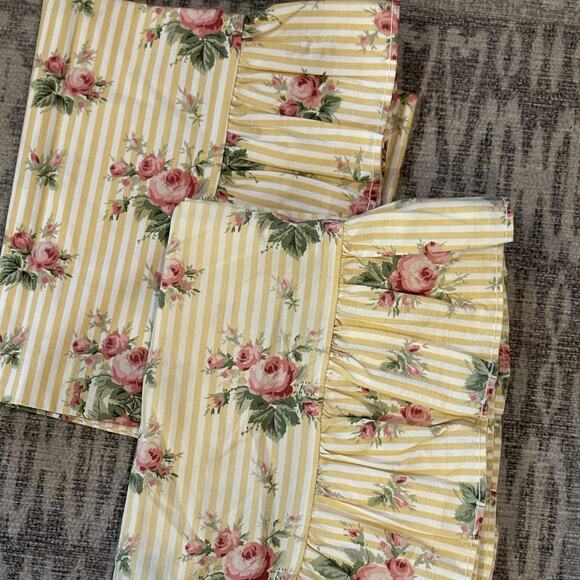 2 Vintage RALPH LAUREN Sophie Brooke Yellow Stripe Ruffled Standard Pillowcases - Picture 5 of 13